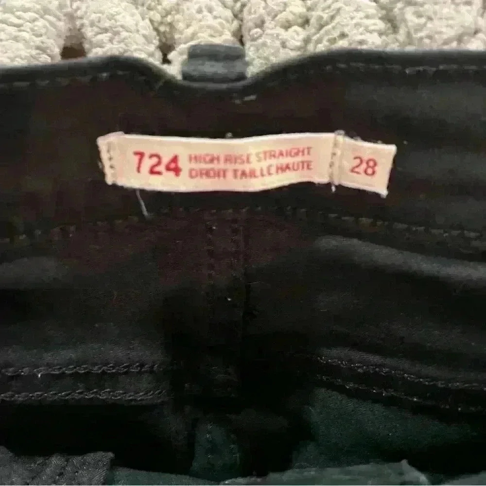 Levi’s Premium 724 High Rise Straight Black Jeans - Picture 2 of 7